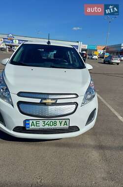 Хэтчбек Chevrolet Spark 2016 в 