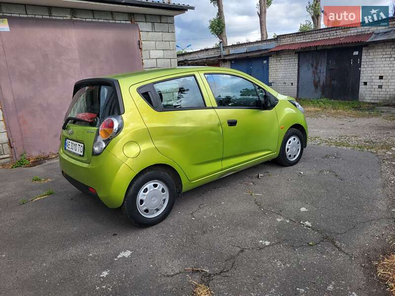 Хэтчбек Chevrolet Spark 2011 в Днепре