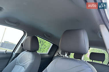 Хэтчбек Chevrolet Spark 2011 в 