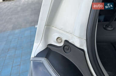 Хэтчбек Chevrolet Spark 2011 в 