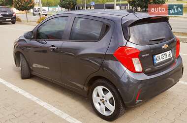 Хэтчбек Chevrolet Spark 2019 в 