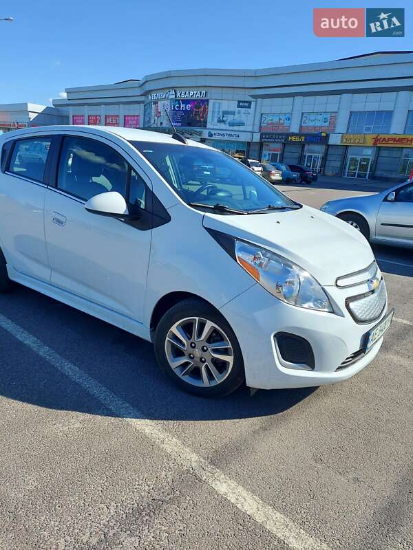 Хэтчбек Chevrolet Spark 2016 в Полтаве фото 3 Хэтчбек Chevrolet Spark 2016 в Полтаве
