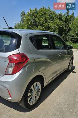 Хэтчбек Chevrolet Spark 2018 в 