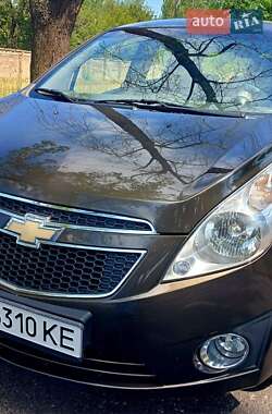 Хэтчбек Chevrolet Spark 2012 в 