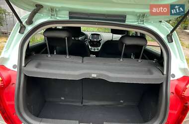 Хетчбек Chevrolet Spark 2017 в 