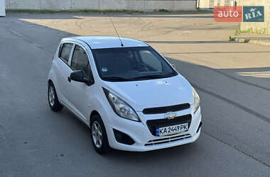 Хетчбек Chevrolet Spark 2014 в 