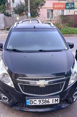 Хэтчбек Chevrolet Spark 2011 в Львове