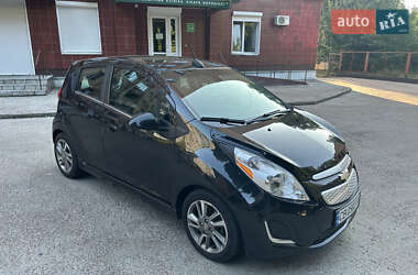 Хэтчбек Chevrolet Spark 2016 в 
