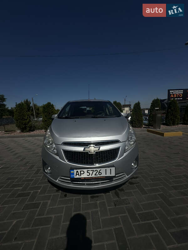 Хэтчбек Chevrolet Spark 2011 в Запорожье