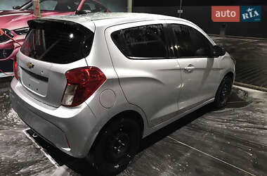 Хэтчбек Chevrolet Spark 2020 в 