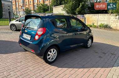 Хэтчбек Chevrolet Spark 2021 в 