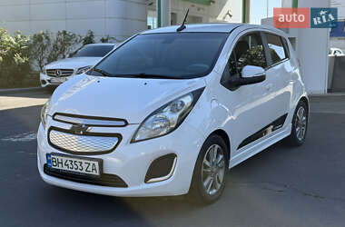 Хэтчбек Chevrolet Spark 2013 в Одессе