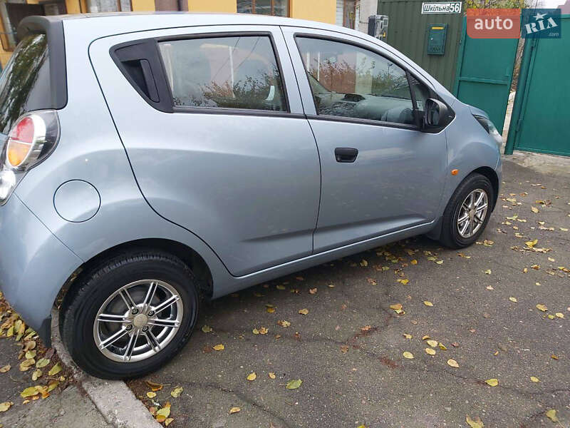 Хэтчбек Chevrolet Spark 2012 в Белой Церкви