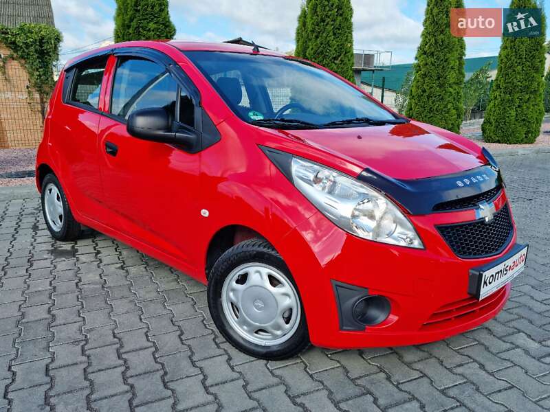 Хэтчбек Chevrolet Spark 2012 в Виннице