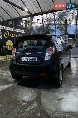 Хетчбек Chevrolet Spark 2011 в 