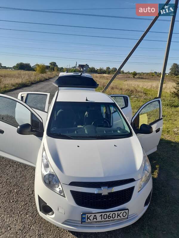 Хэтчбек Chevrolet Spark 2011 в Броварах фото 11 Хэтчбек Chevrolet Spark 2011 в Броварах