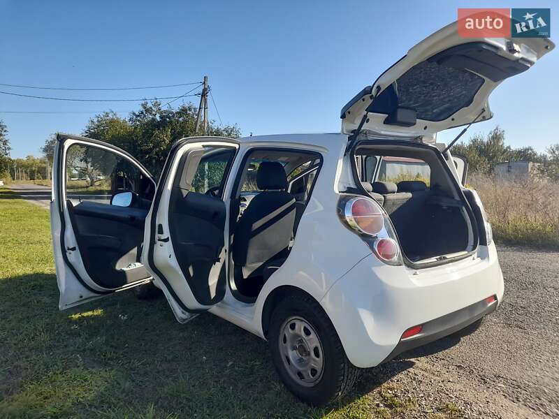 Хэтчбек Chevrolet Spark 2011 в Броварах фото 9 Хэтчбек Chevrolet Spark 2011 в Броварах