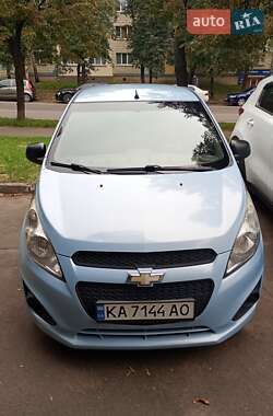 Хэтчбек Chevrolet Spark 2015 в Киеве