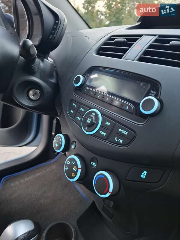 Хетчбек Chevrolet Spark 2015 в Білій Церкві