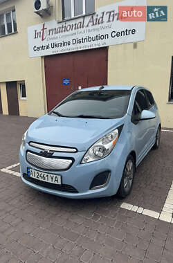 Хэтчбек Chevrolet Spark 2014 в Киеве