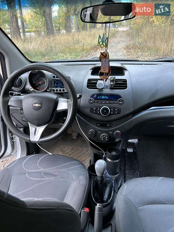 Хетчбек Chevrolet Spark 2010 в Чернігові