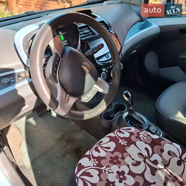 Хетчбек Chevrolet Spark 2013 в Києві фото 10 Хетчбек Chevrolet Spark 2013 в Києві