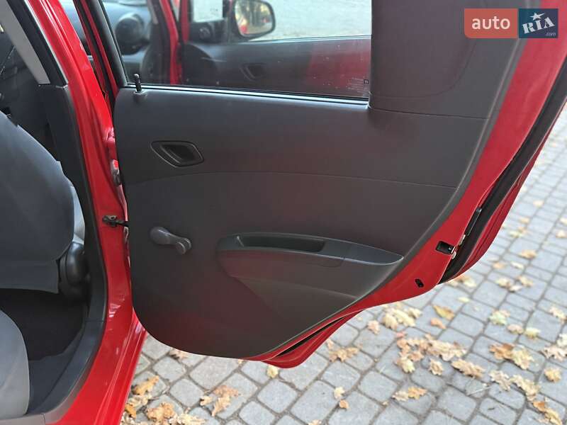 Хетчбек Chevrolet Spark 2011 в Львові фото 52 Хетчбек Chevrolet Spark 2011 в Львові