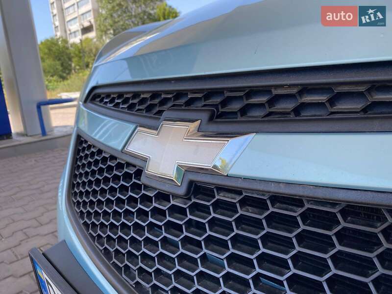 Хетчбек Chevrolet Spark 2010 в Миколаєві