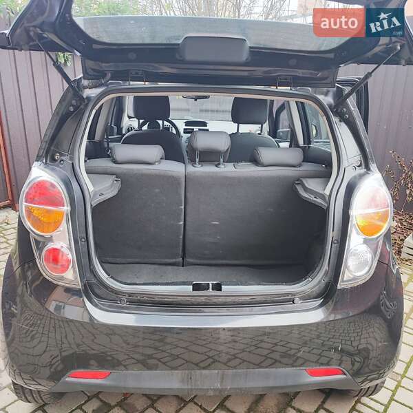 Хетчбек Chevrolet Spark 2012 в Києві фото 3 Хетчбек Chevrolet Spark 2012 в Києві