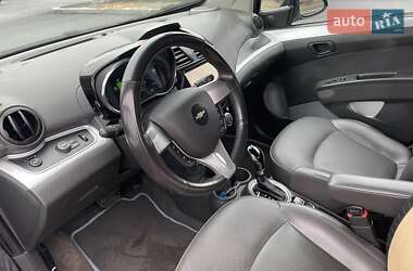 Хэтчбек Chevrolet Spark 2016 в Чернигове