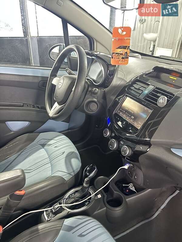 Хетчбек Chevrolet Spark 2015 в Броварах фото 2 Хетчбек Chevrolet Spark 2015 в Броварах