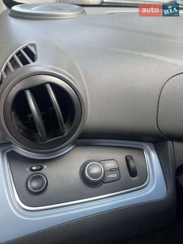 Хэтчбек Chevrolet Spark 2013 в Одессе