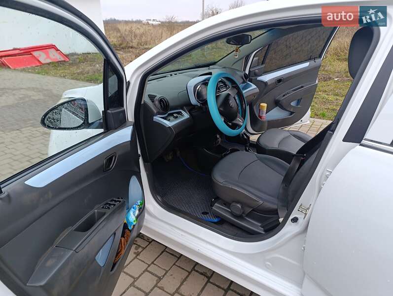 Хэтчбек Chevrolet Spark 2013 в Ивано-Франковске фото 7 Хэтчбек Chevrolet Spark 2013 в Ивано-Франковске