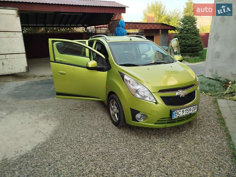 Хэтчбек Chevrolet Spark 2010 в Стрые фото 2 Хэтчбек Chevrolet Spark 2010 в Стрые