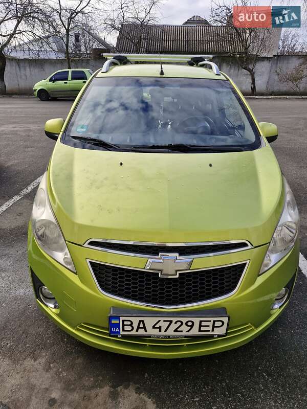 Хетчбек Chevrolet Spark 2010 в Світловодську