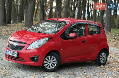 Хэтчбек Chevrolet Spark 2011 в Львове