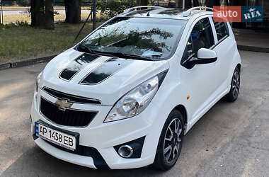 Хетчбек Chevrolet Spark 2011 в Запоріжжі