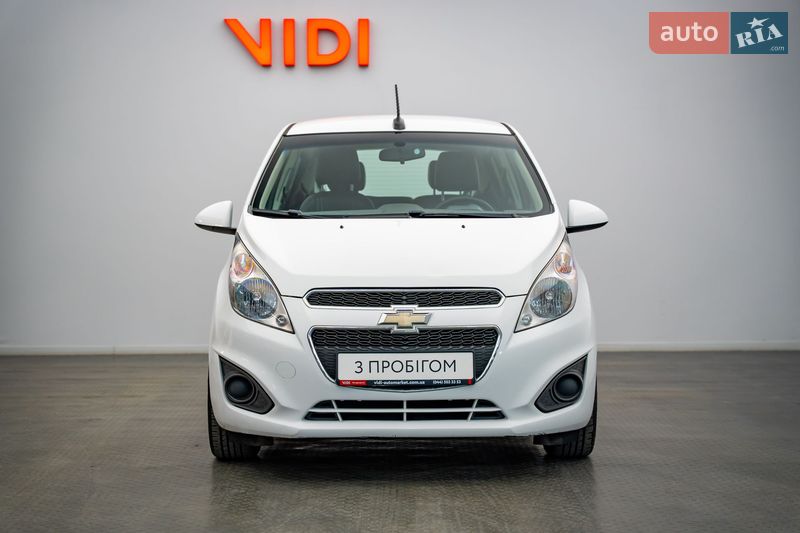 Хэтчбек Chevrolet Spark 2014 в Киеве