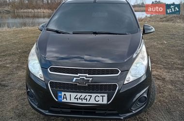 Хэтчбек Chevrolet Spark 2013 в Погребах