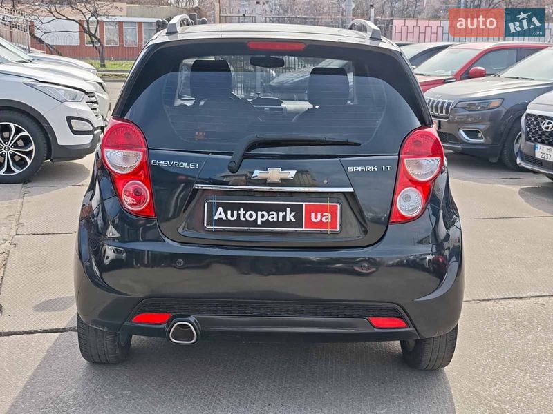 Хэтчбек Chevrolet Spark 2014 в Харькове