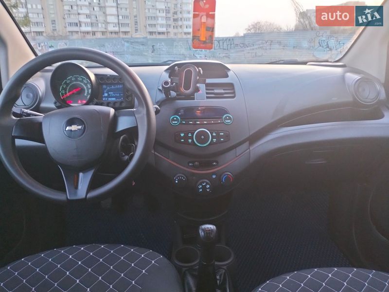 Хэтчбек Chevrolet Spark 2010 в Николаеве