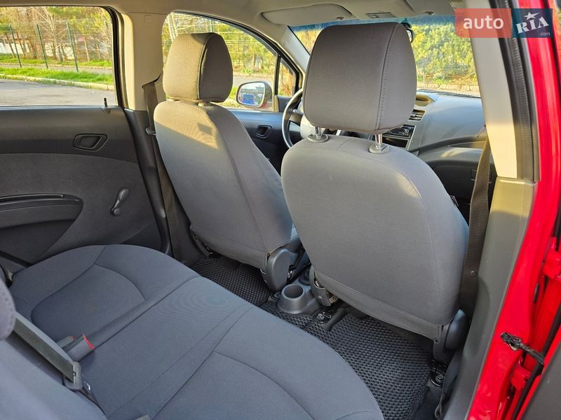 Хэтчбек Chevrolet Spark 2012 в Хмельницком