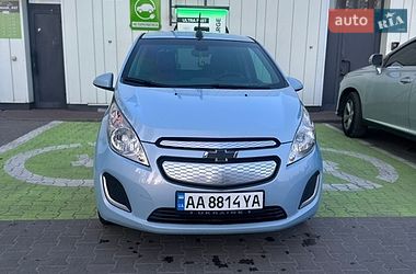 Хетчбек Chevrolet Spark 2016 в Києві