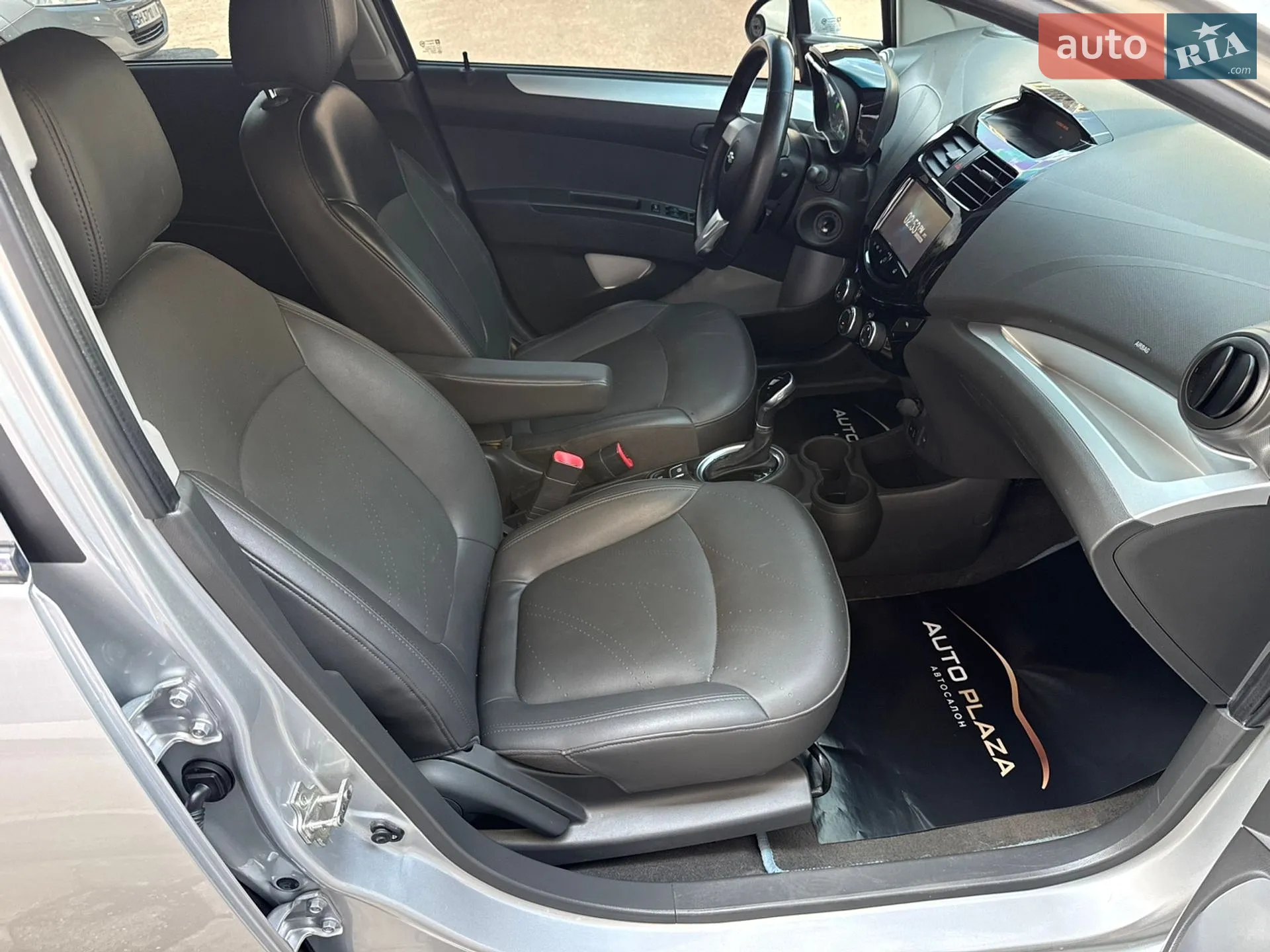 2015 Chevrolet Spark - мініатюра 18