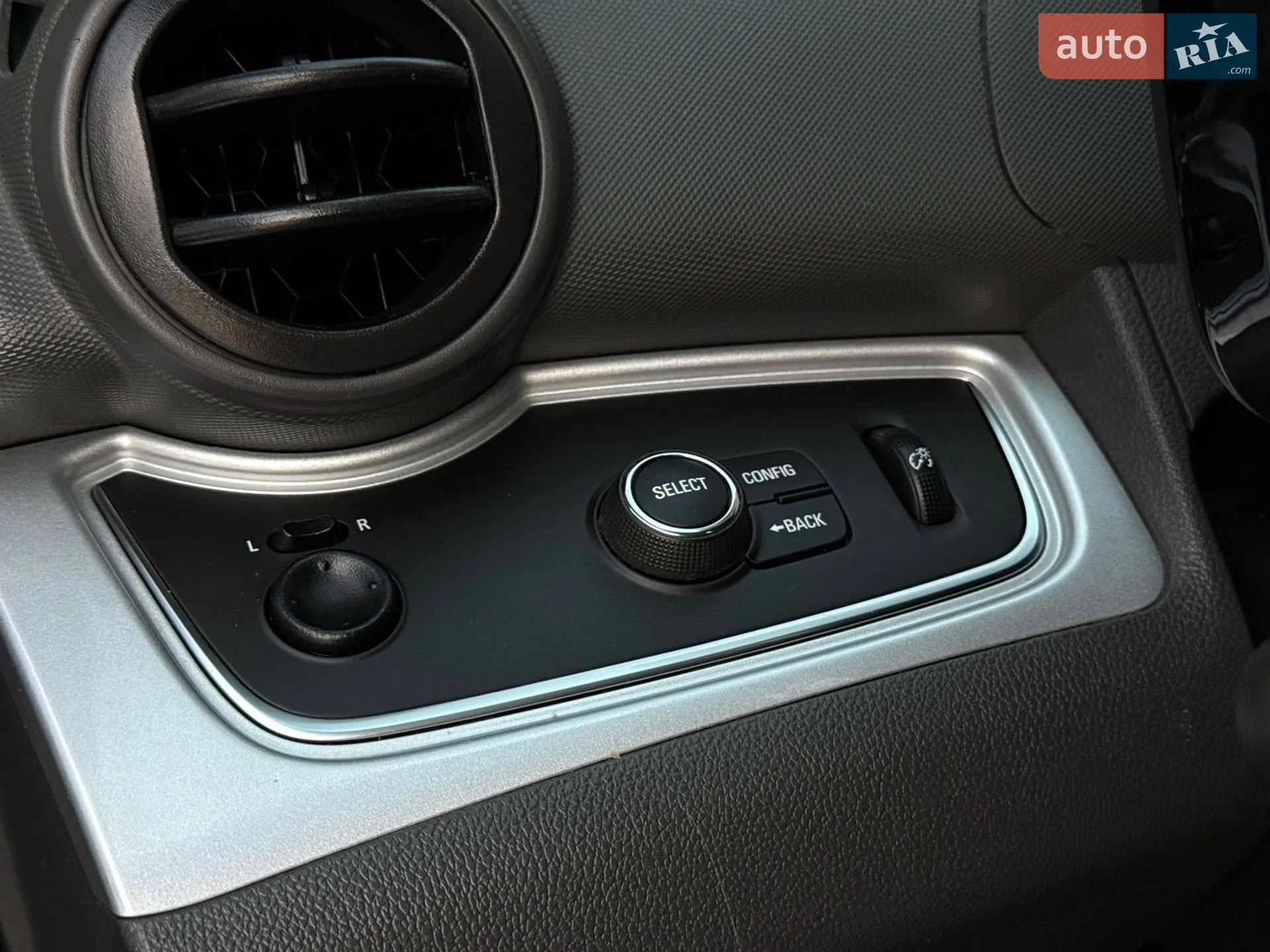 2015 Chevrolet Spark - мініатюра 29