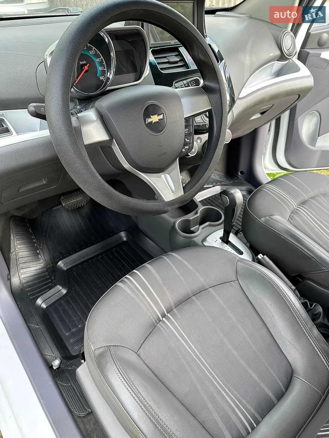 2013 Chevrolet Spark - мініатюра 16