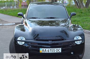 Кабриолет Chevrolet SSR 2004 в 