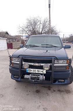 Внедорожник / Кроссовер Chevrolet Suburban 1998 в Подольске