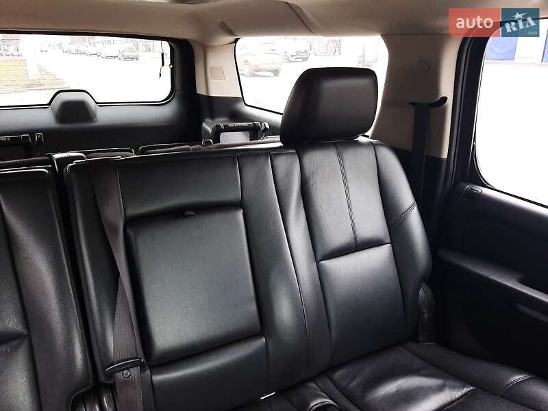Позашляховик / Кросовер Chevrolet Suburban 2012 в Одесі