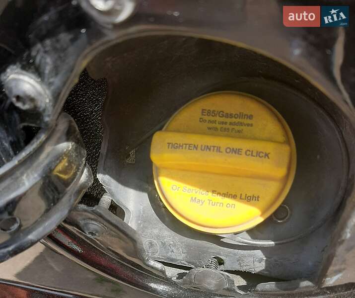 Позашляховик / Кросовер Chevrolet Suburban 2012 в Одесі